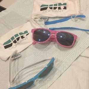 SUM Company sunglasses set (SALE!) Make me offer